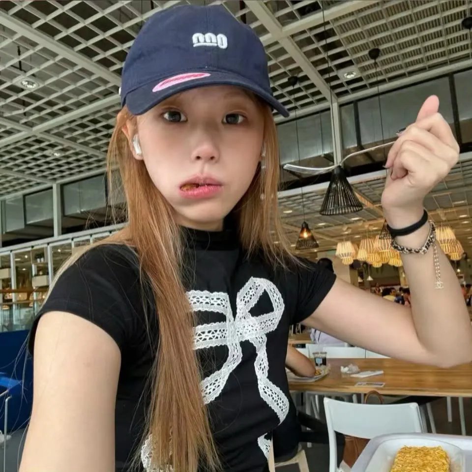 神秘粉红封面