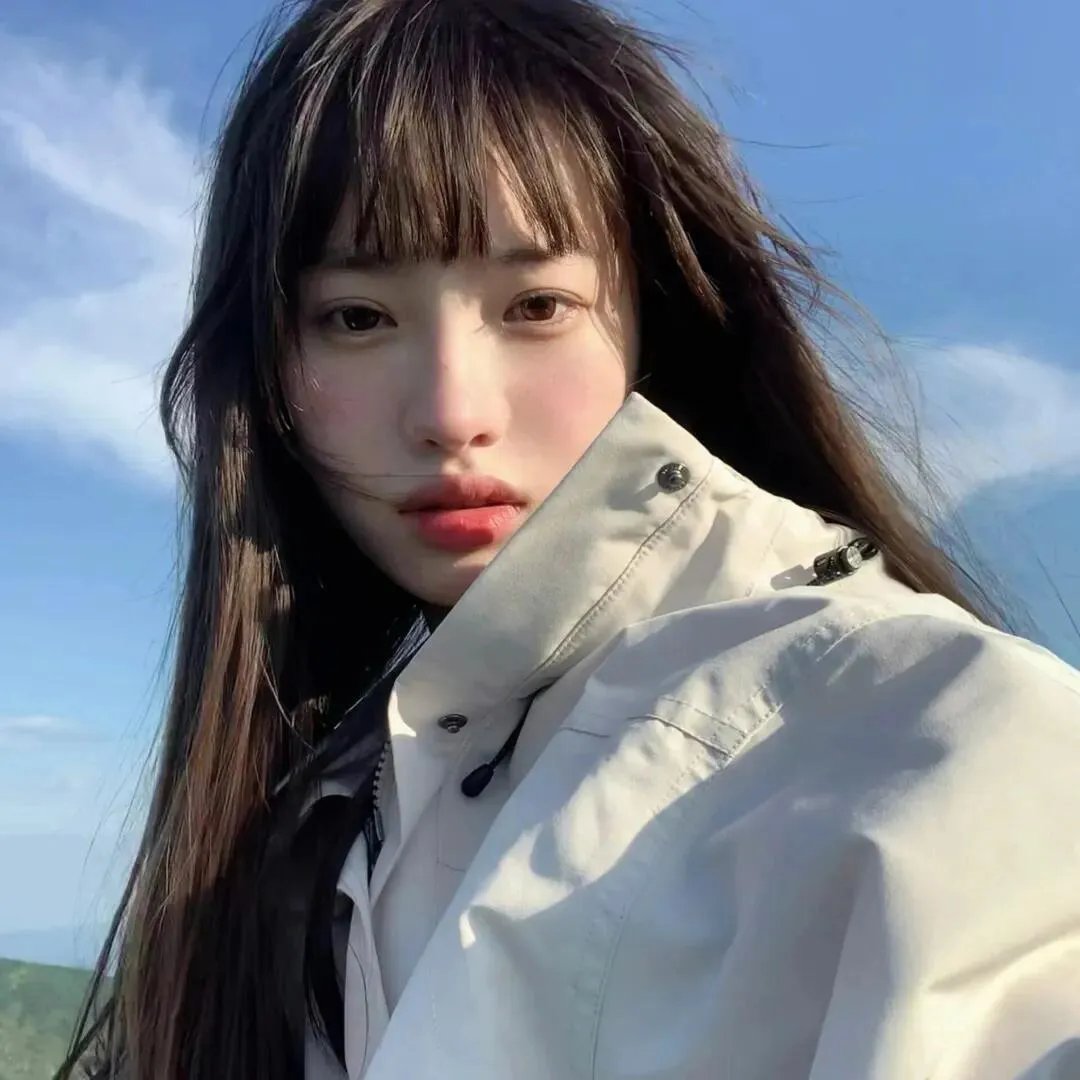 红尘封面