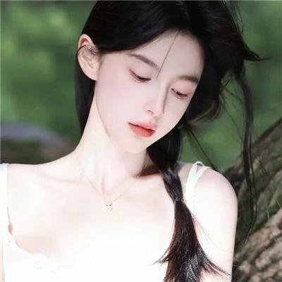 七位女俘虏封面
